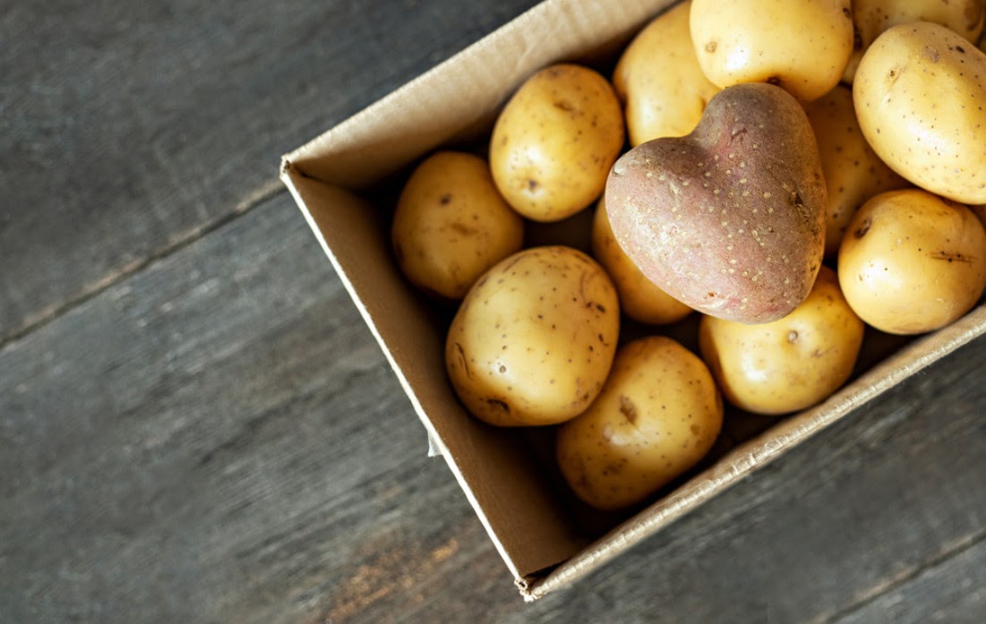 K Beautyhoai tây có tính axit nhẹ có thể giúp làm nách trắng sáng mà không gây kích ứng da